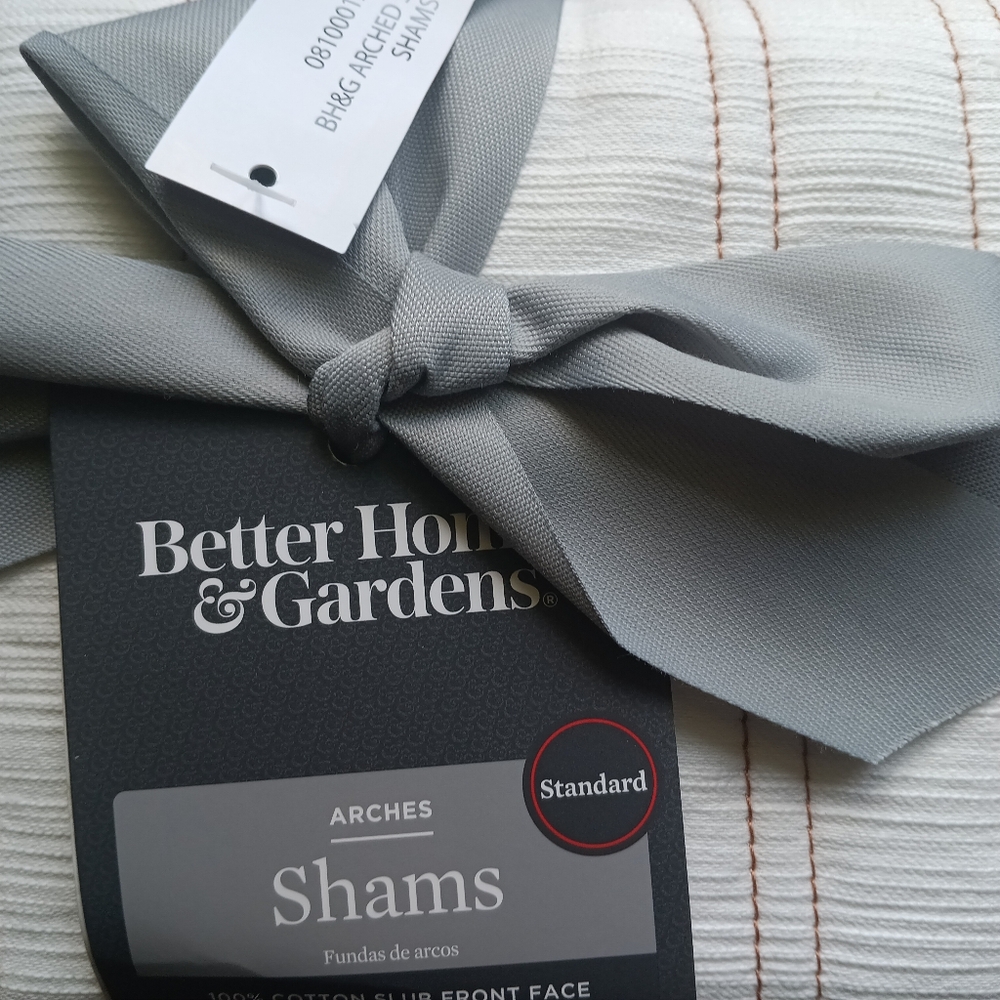 Better Homes and Garden Pillow Shams Standard Size Includes 2 Brand New Shams